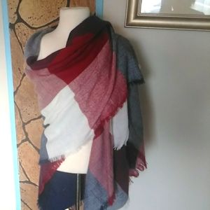 Macchia di ruggine shawl.OS